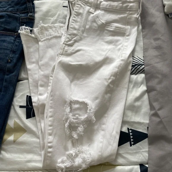 Jeans - Picture 3 of 3